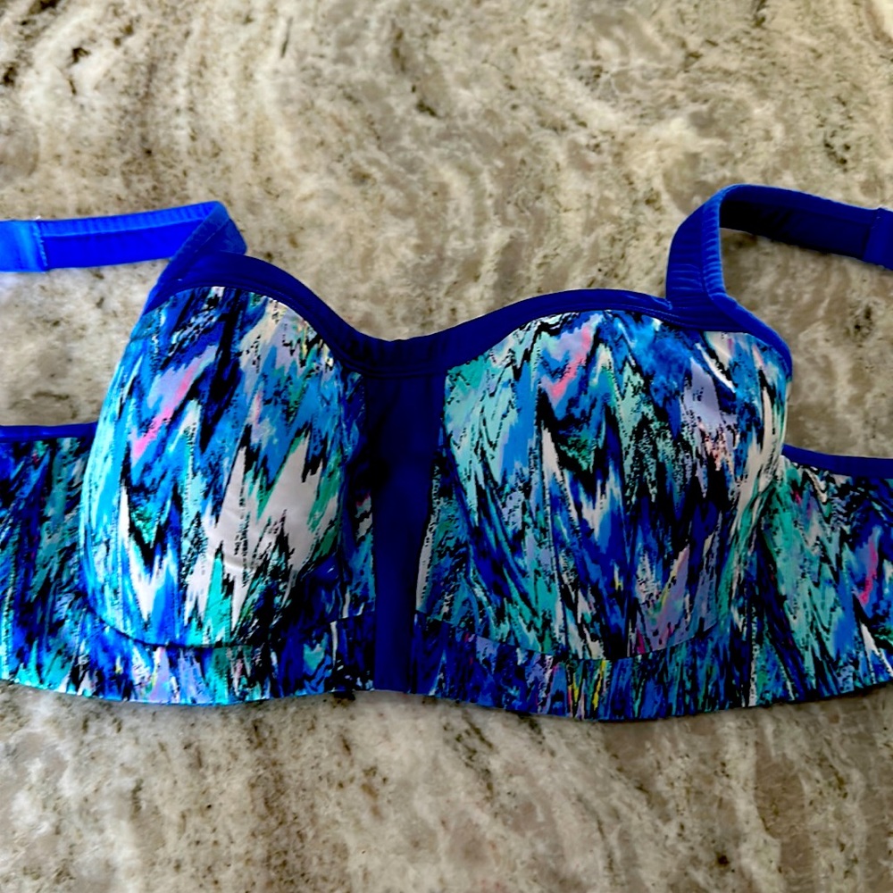 Me Mystere sports Bra 34F (DDD)